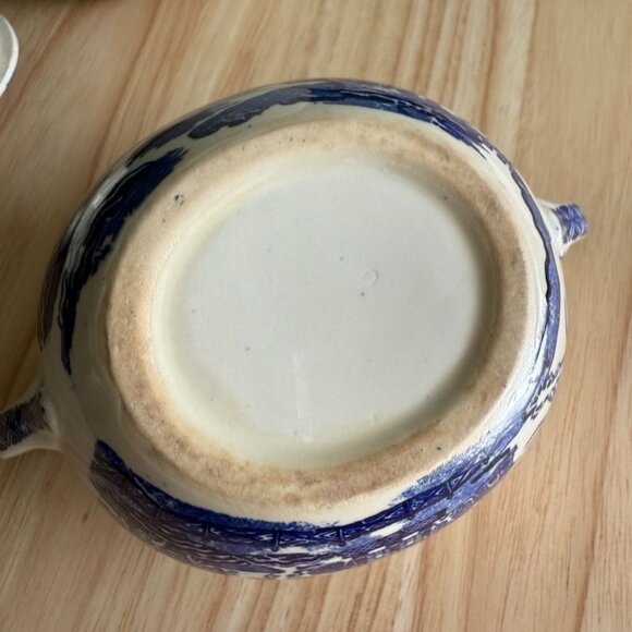 Vintage Blue & White Willow Pattern Lidded Sugar Bowl Pagoda - Picture 8 of 10